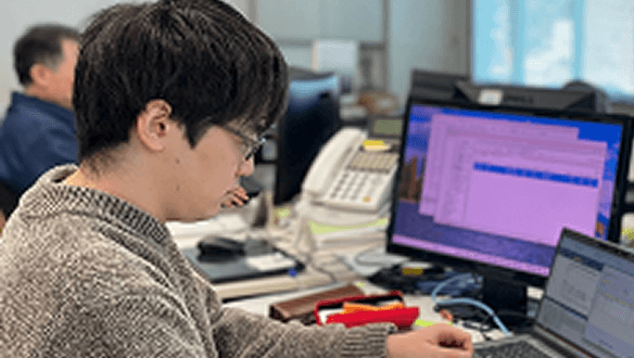 ソフトウェア開発